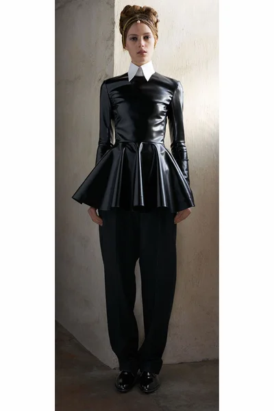 Look 11